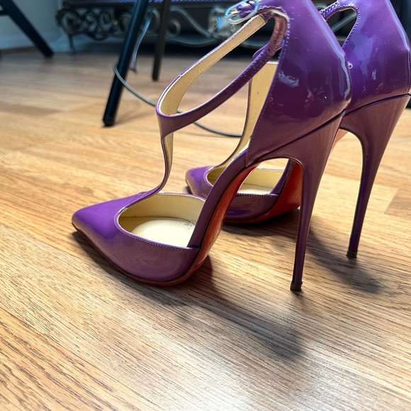 Authentic Christian Louboutin Patent J String 100 - Picture 6 of 9